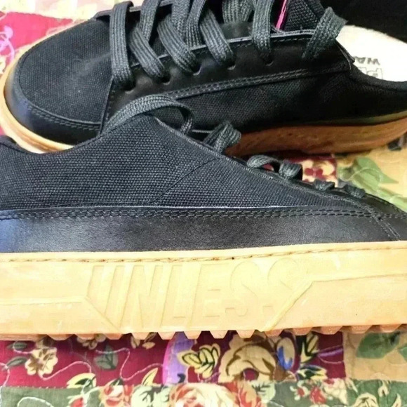 Unless plant based sneakers - Picture 7 of 9